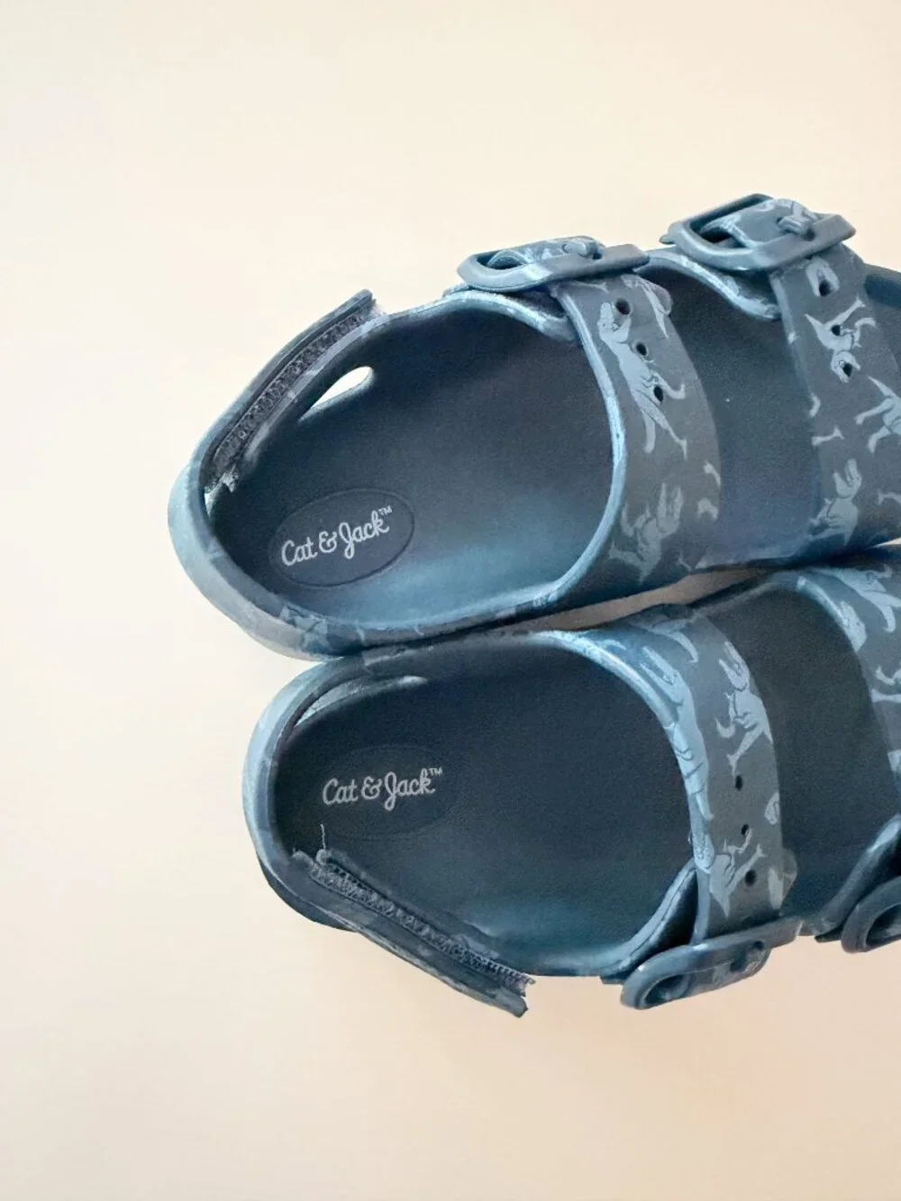 Cat & Jack cute sandals